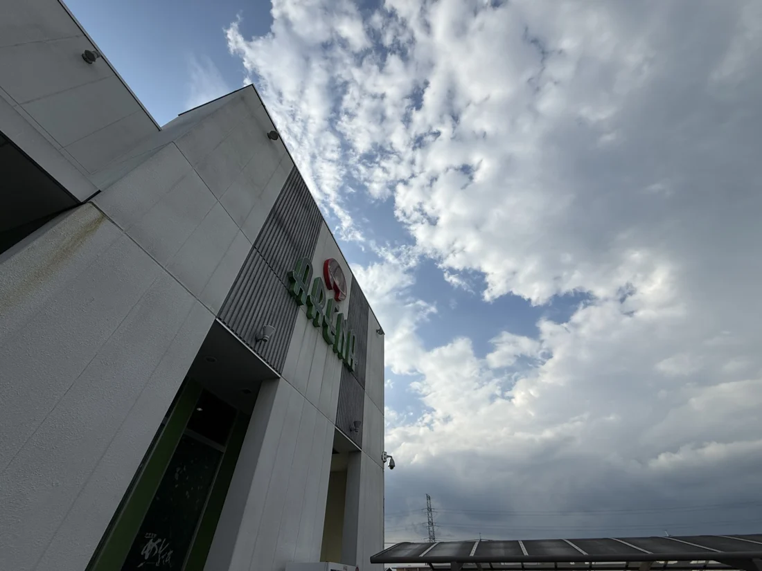 アリーナ桶川店の店舗外観